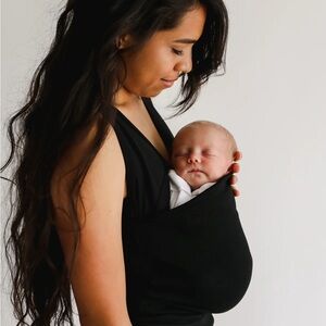 babywearing soothe shirt